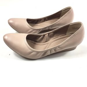 Susina | Shoes | Susina Womens Frayalea Nude Leather Wedge Pump Heel Shoes  Size 8 | Poshmark